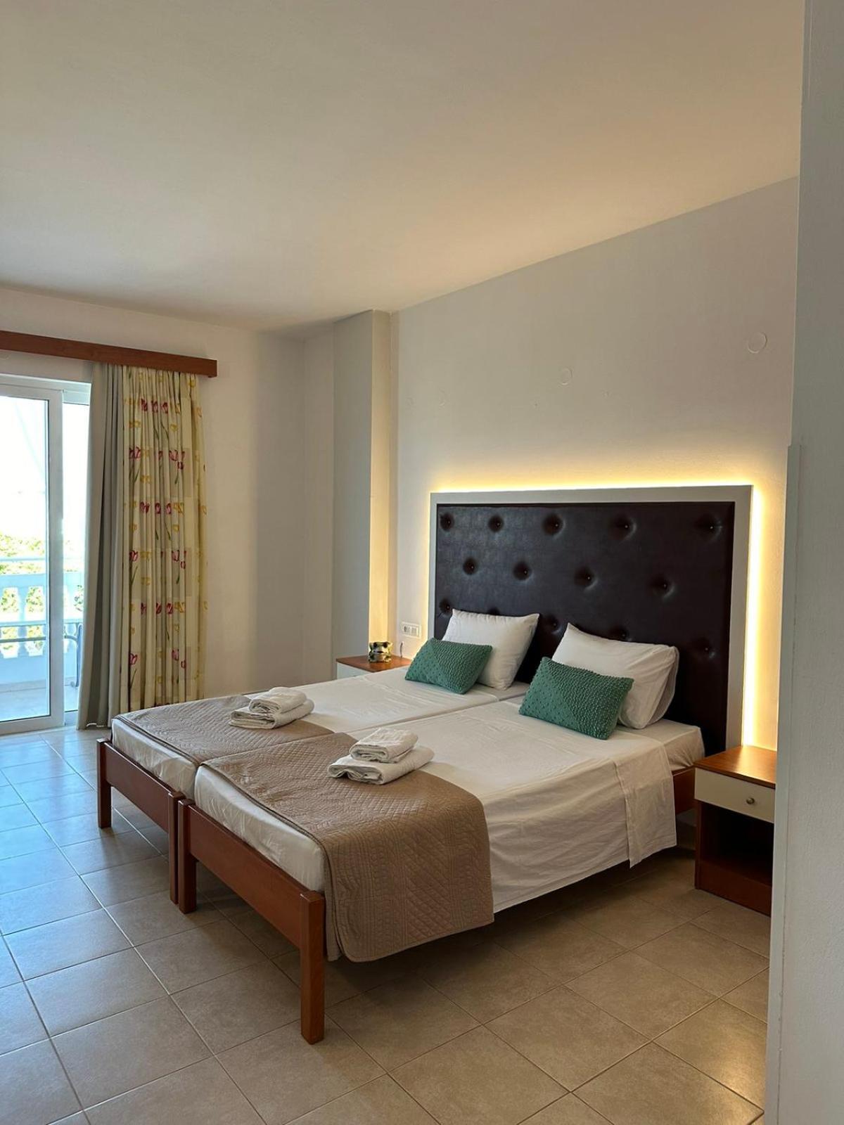 Apollonio Suites & Rooms Faliraki Rhodes Ruang foto