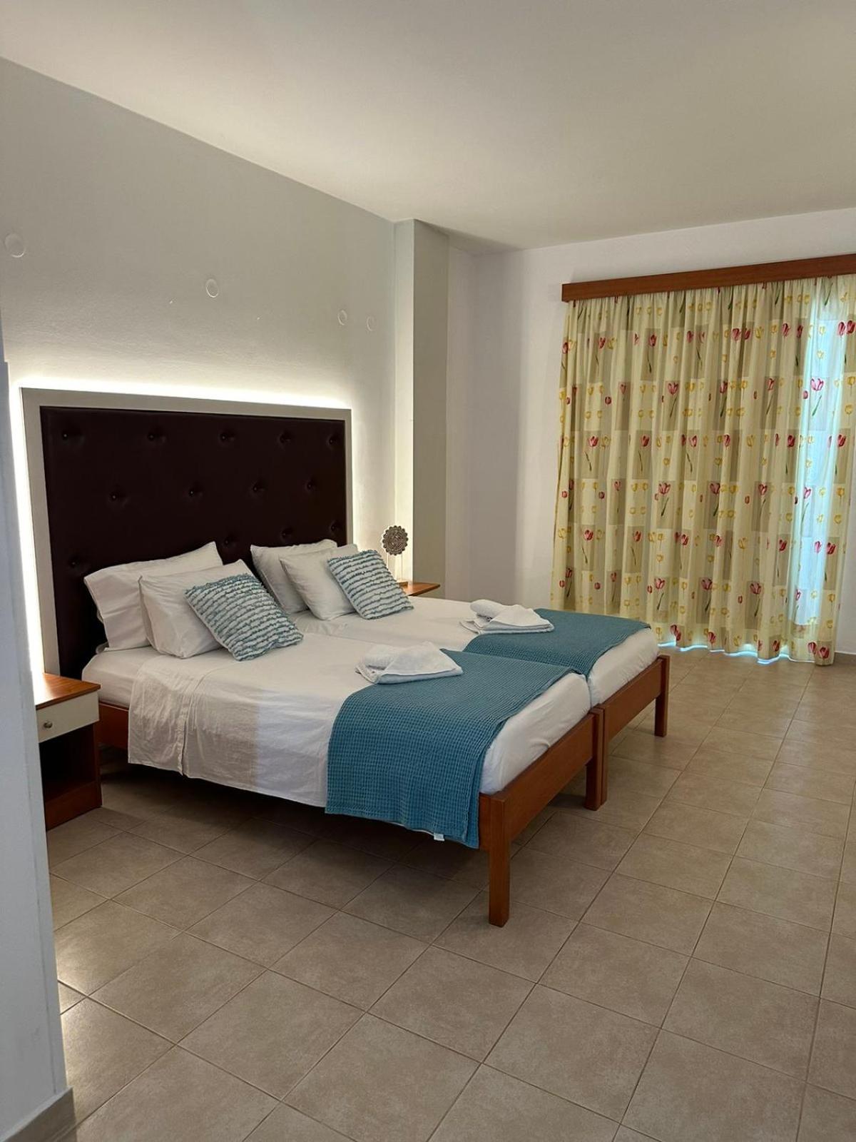 Apollonio Suites & Rooms Faliraki Rhodes Ruang foto